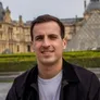 Portrait photo of Jose Duran, website owner